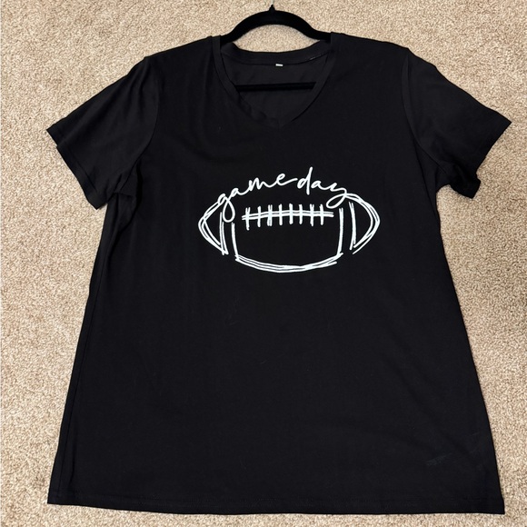 Size XL Short Sleeve Cotton Gameday T-Shirt in Black - Picture 1 of 4